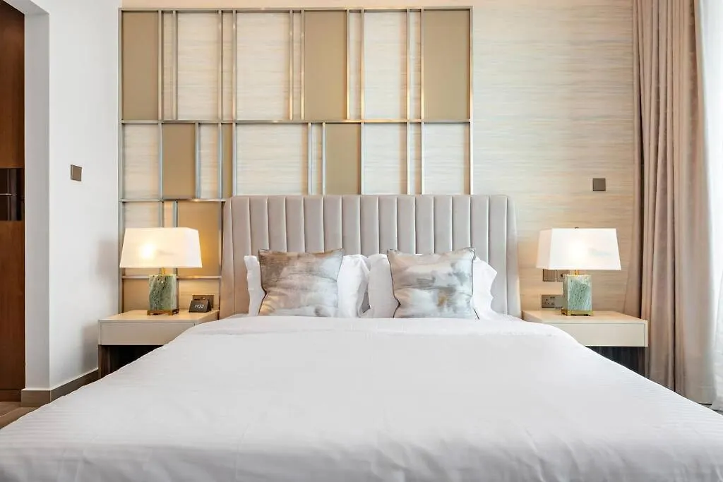First Class 3Br Wtih Full Burj Khalifa & Fountain View Dubai