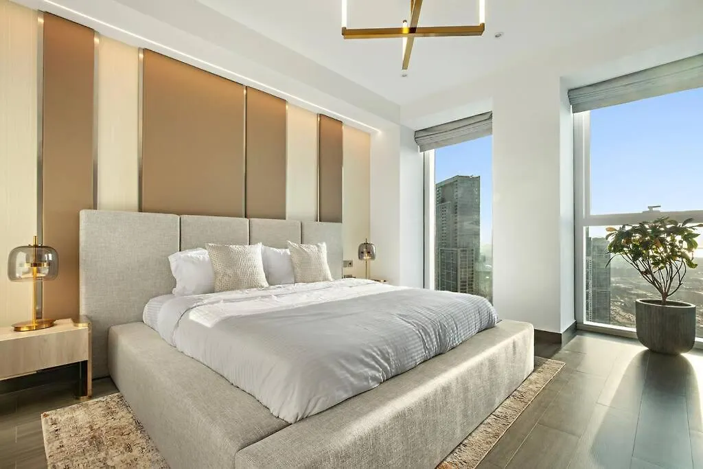 First Class 3Br Wtih Full Burj Khalifa & Fountain View Dubai